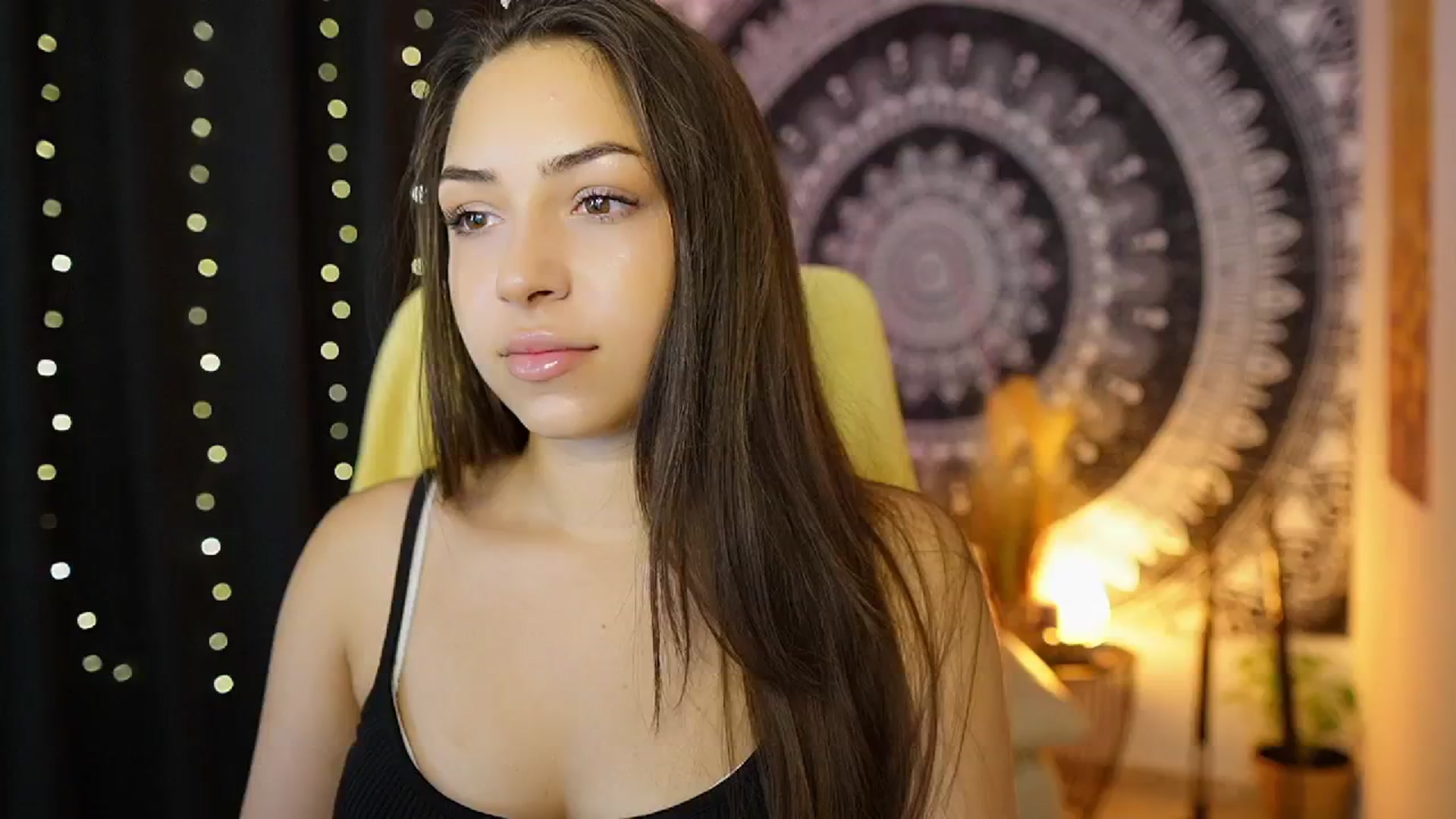 Gallery image thumbnail from Briar__Rose's myfreecams stream on, 07/21/2024, 15:03 image 5 of 20