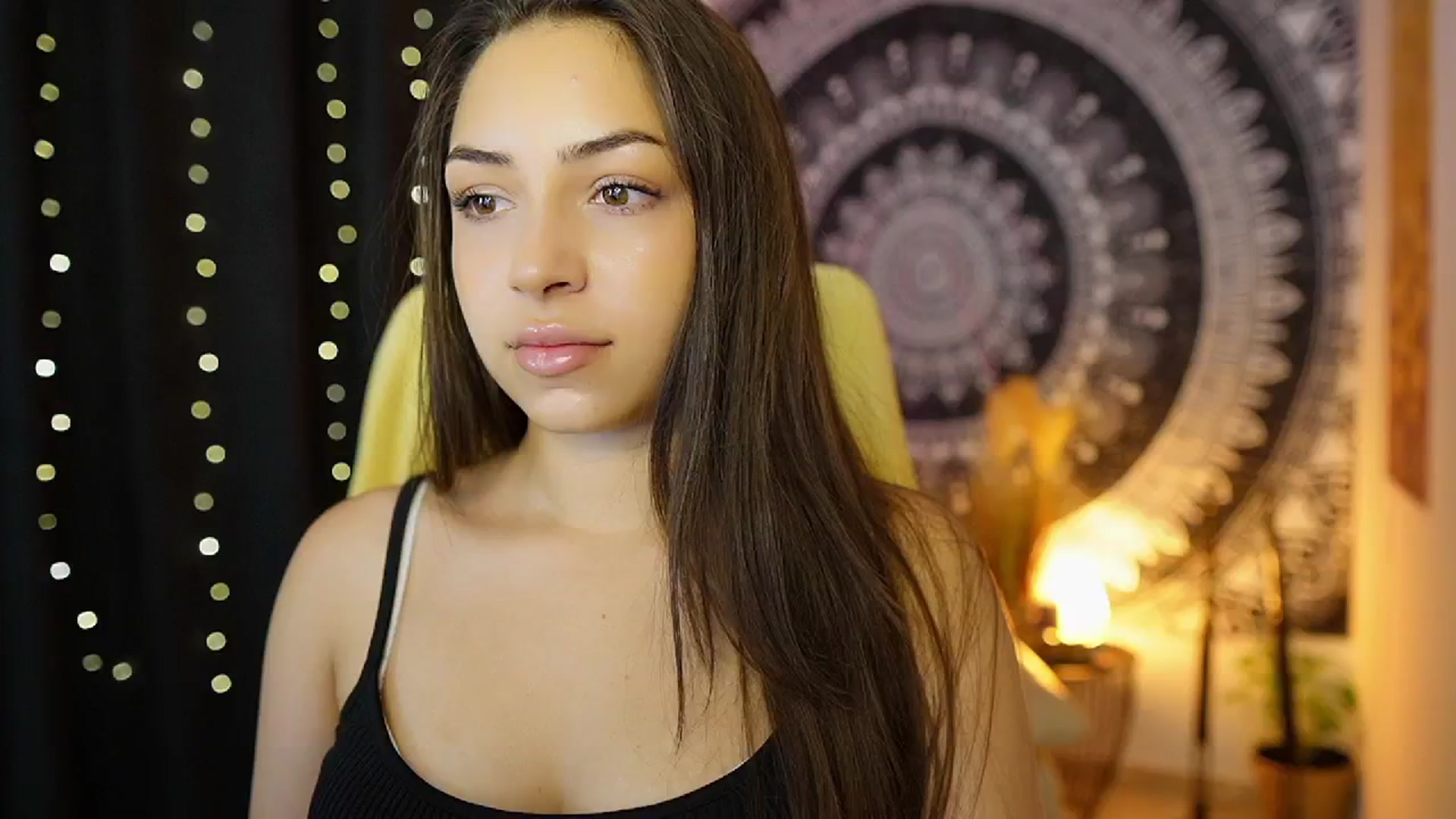 Gallery image thumbnail from Briar__Rose's myfreecams stream on, 07/21/2024, 15:03 image 6 of 20
