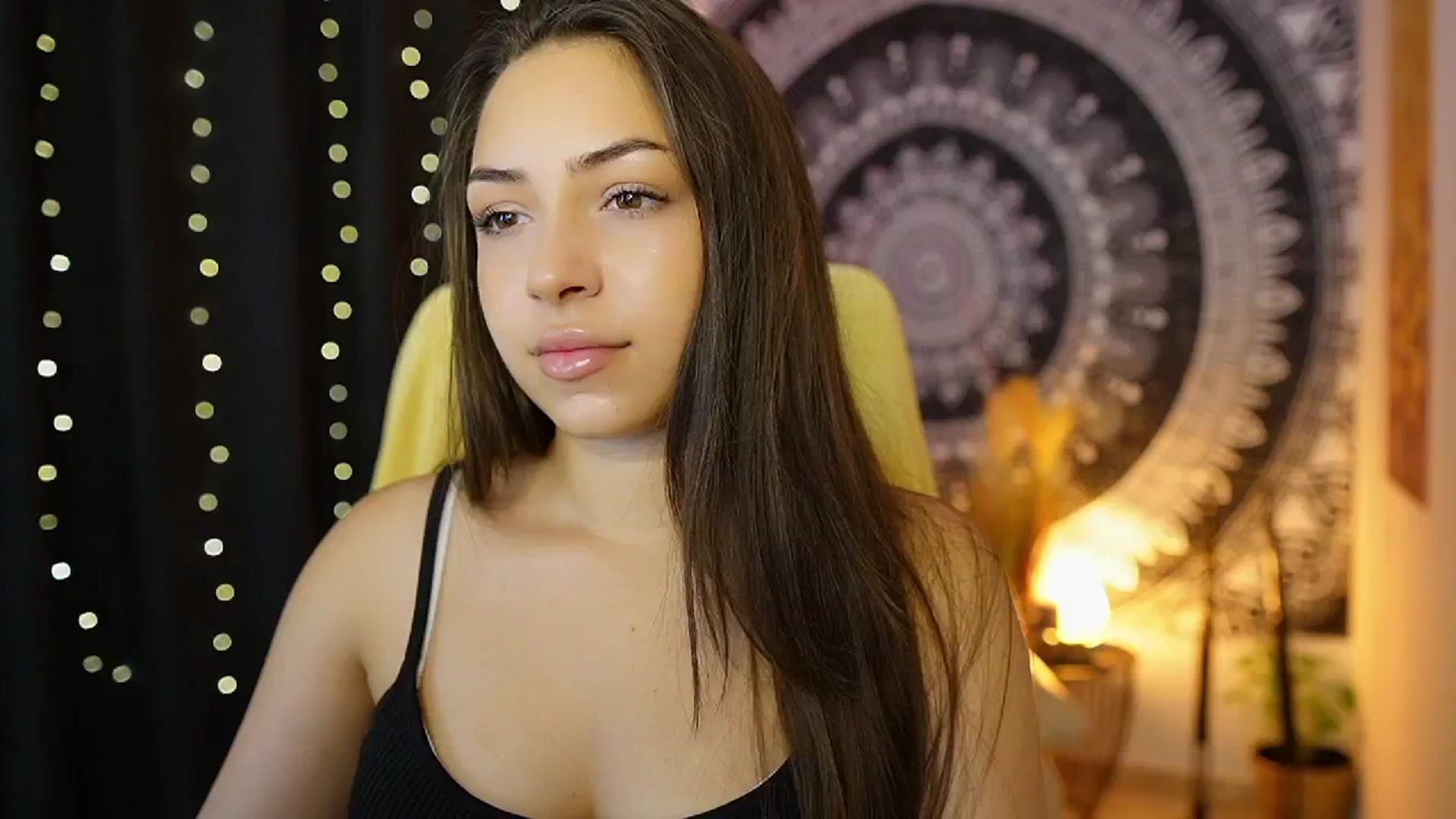 Gallery image thumbnail from Briar__Rose's myfreecams stream on, 07/21/2024, 15:03 image 8 of 20
