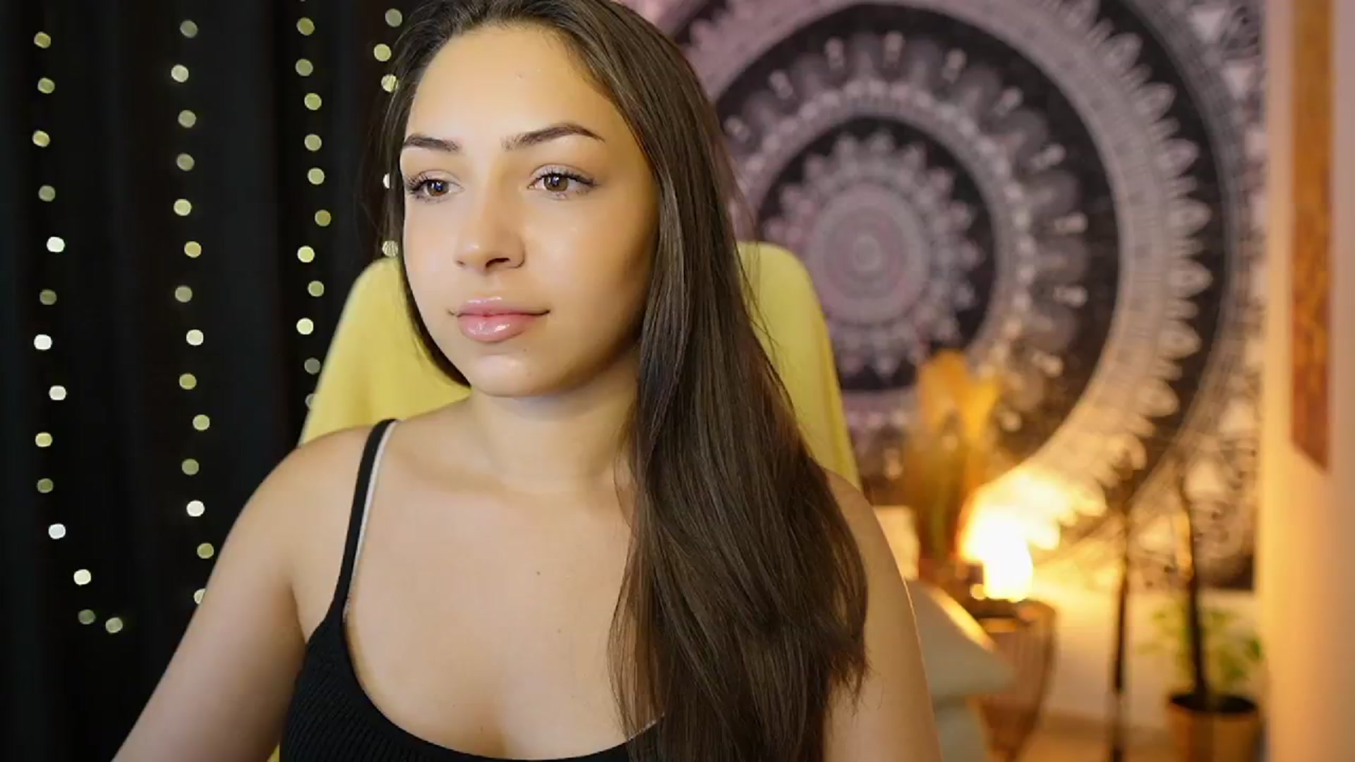 Gallery image thumbnail from Briar__Rose's myfreecams stream on, 07/21/2024, 15:44 image 10 of 20