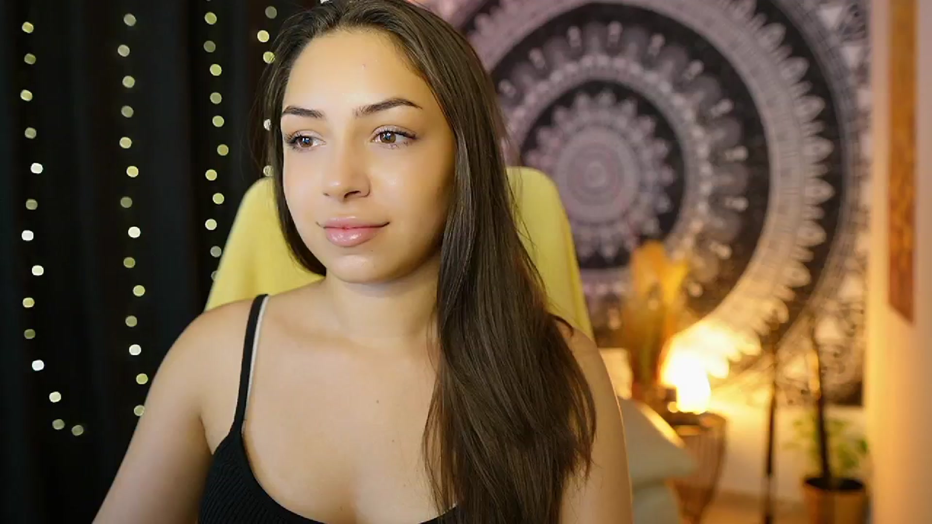 Gallery image thumbnail from Briar__Rose's myfreecams stream on, 07/21/2024, 15:44 image 19 of 20
