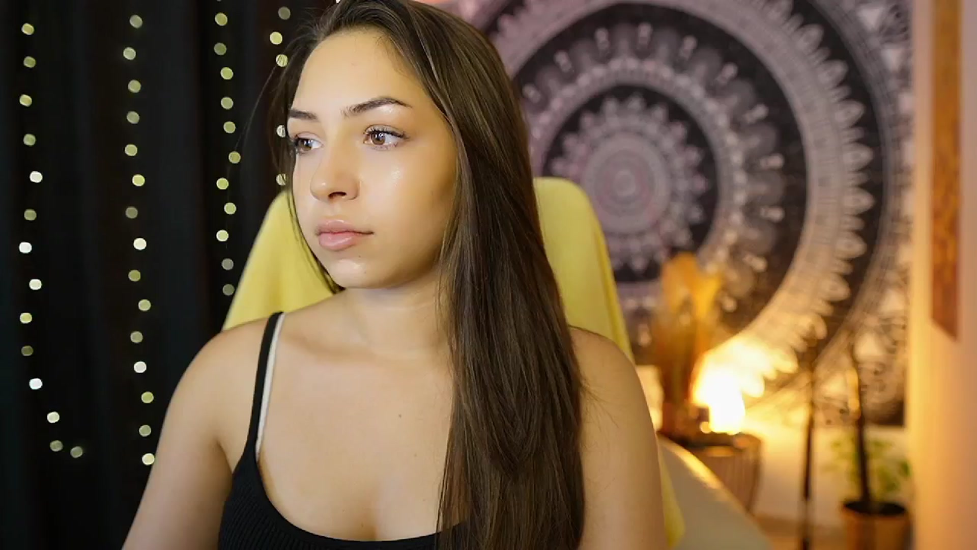 Gallery image thumbnail from Briar__Rose's myfreecams stream on, 07/21/2024, 17:28 image 4 of 20