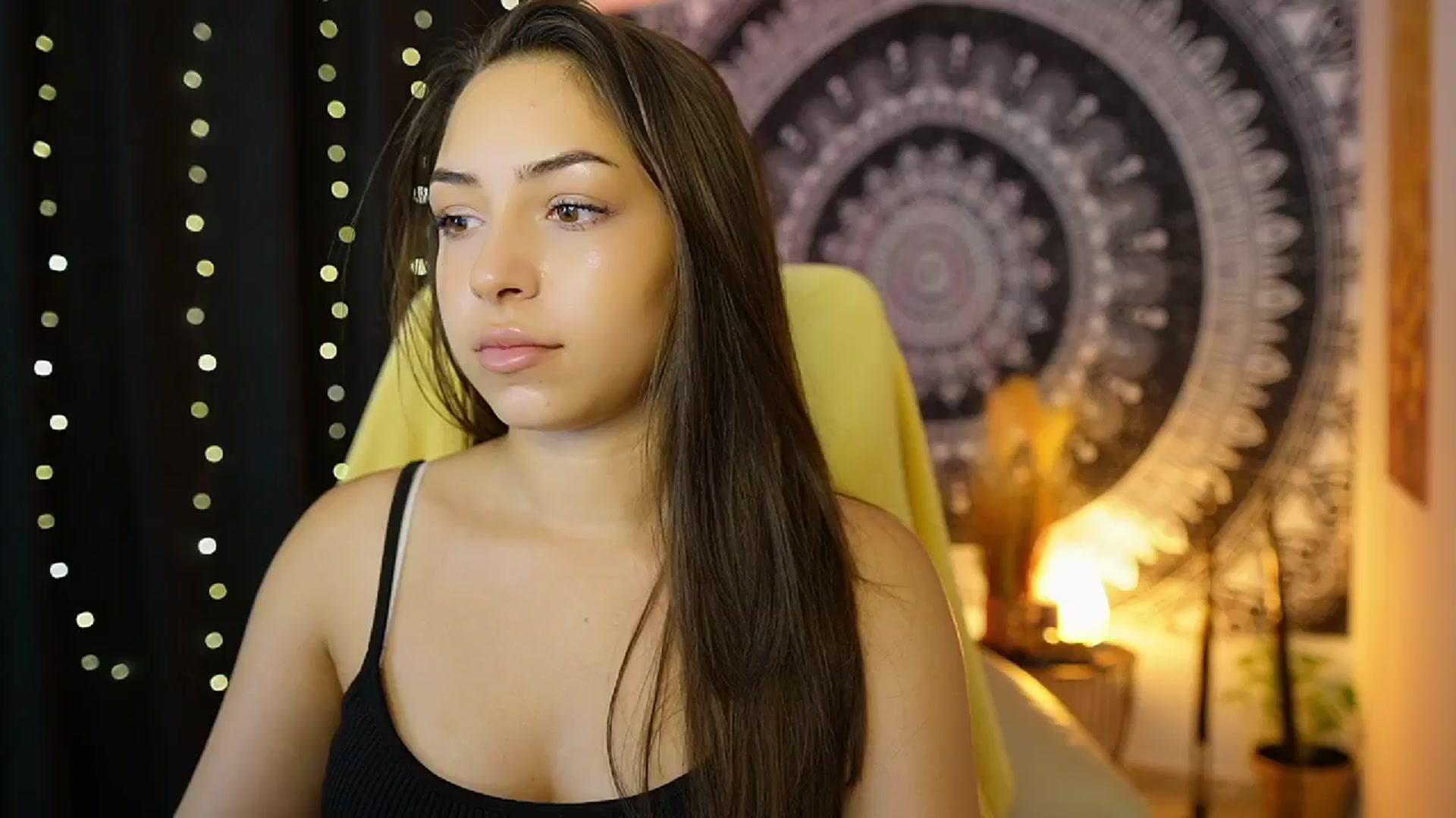 Gallery image thumbnail from Briar__Rose's myfreecams stream on, 07/21/2024, 17:28 image 13 of 20