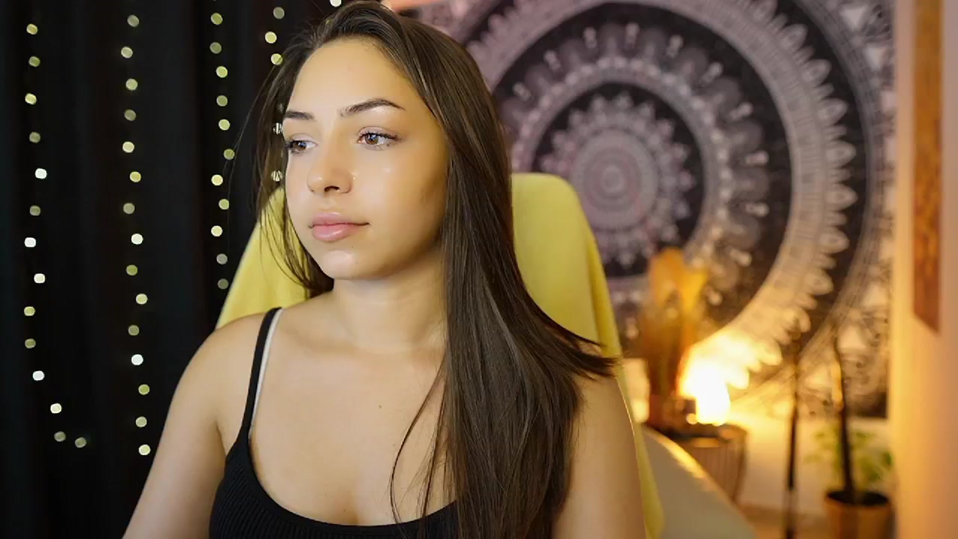 Gallery image thumbnail from Briar__Rose's myfreecams stream on, 07/21/2024, 17:28 image 16 of 20