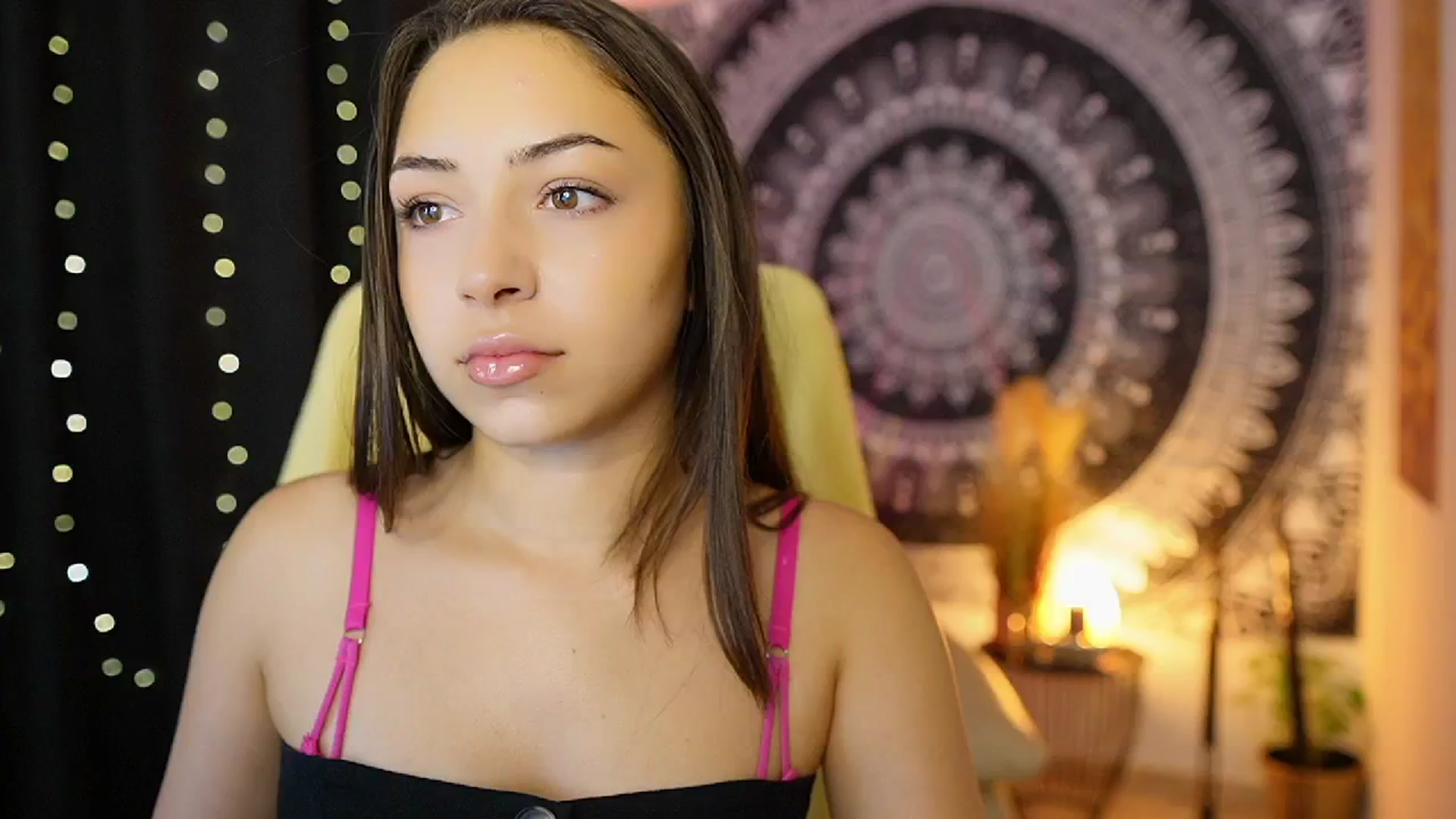 Gallery image thumbnail from Briar__Rose's myfreecams stream on, 07/22/2024, 14:47 image 15 of 20