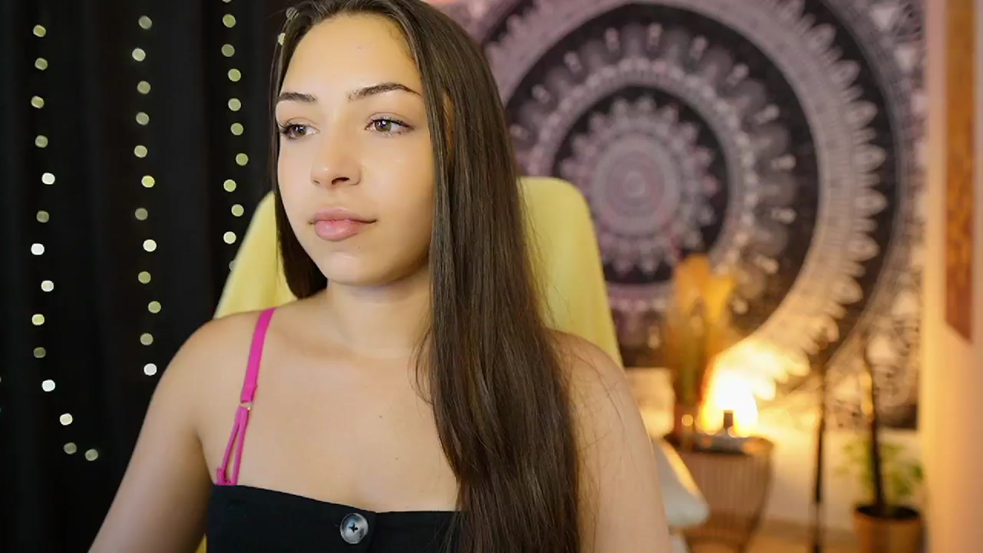 Gallery image thumbnail from Briar__Rose's myfreecams stream on, 07/22/2024, 16:06 image 12 of 20