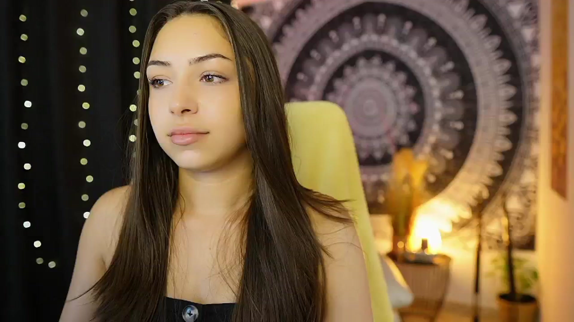 Gallery image thumbnail from Briar__Rose's myfreecams stream on, 07/22/2024, 16:06 image 4 of 20