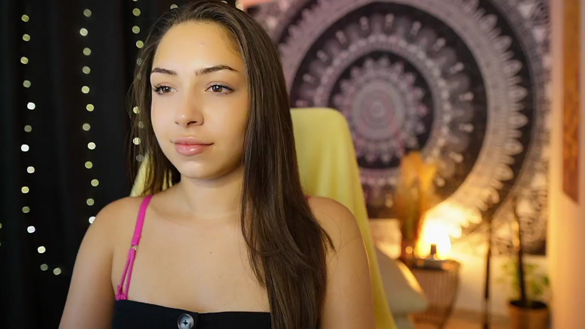 Gallery image thumbnail from Briar__Rose's myfreecams stream on, 07/22/2024, 18:02 image 15 of 20