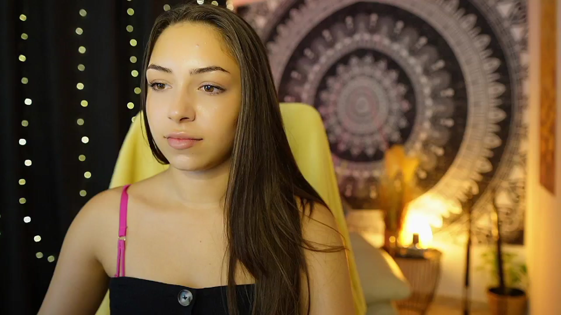 Gallery image thumbnail from Briar__Rose's myfreecams stream on, 07/22/2024, 18:02 image 3 of 20