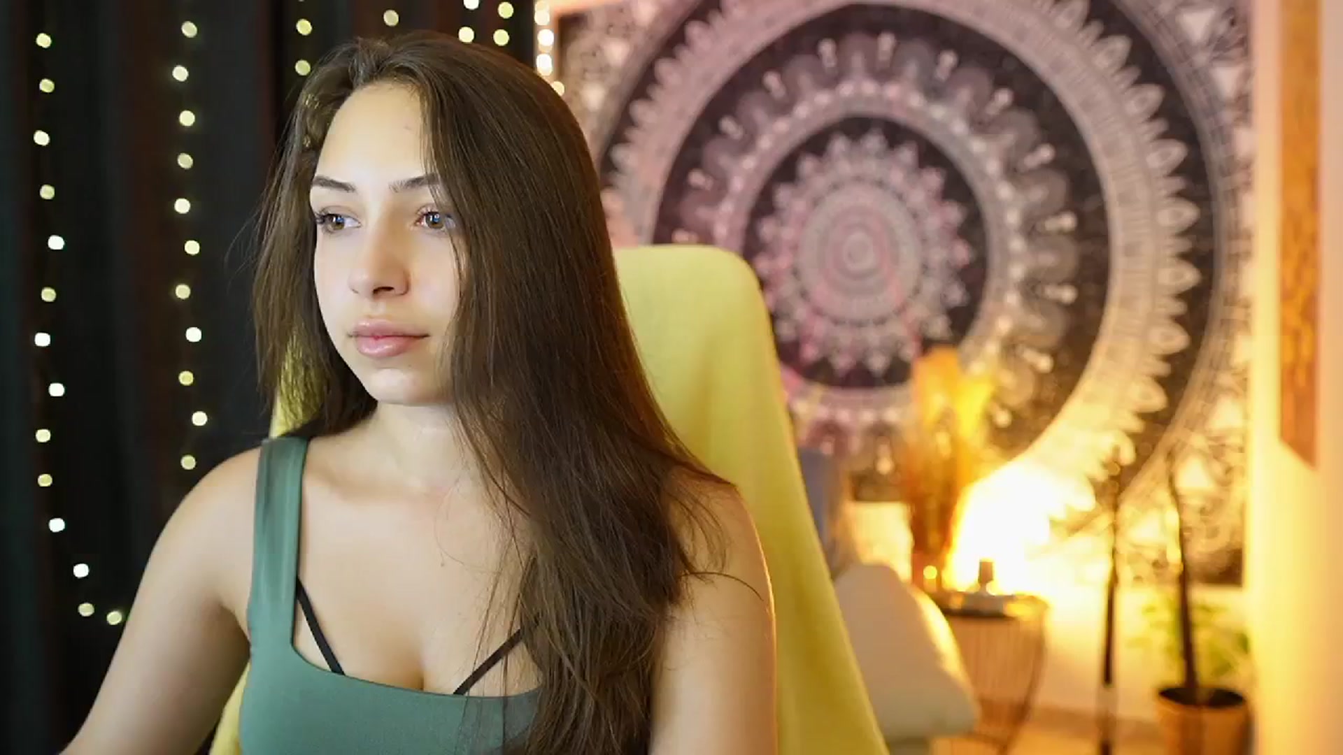 Gallery image thumbnail from Briar__Rose's myfreecams stream on, 07/23/2024, 15:44 image 14 of 20