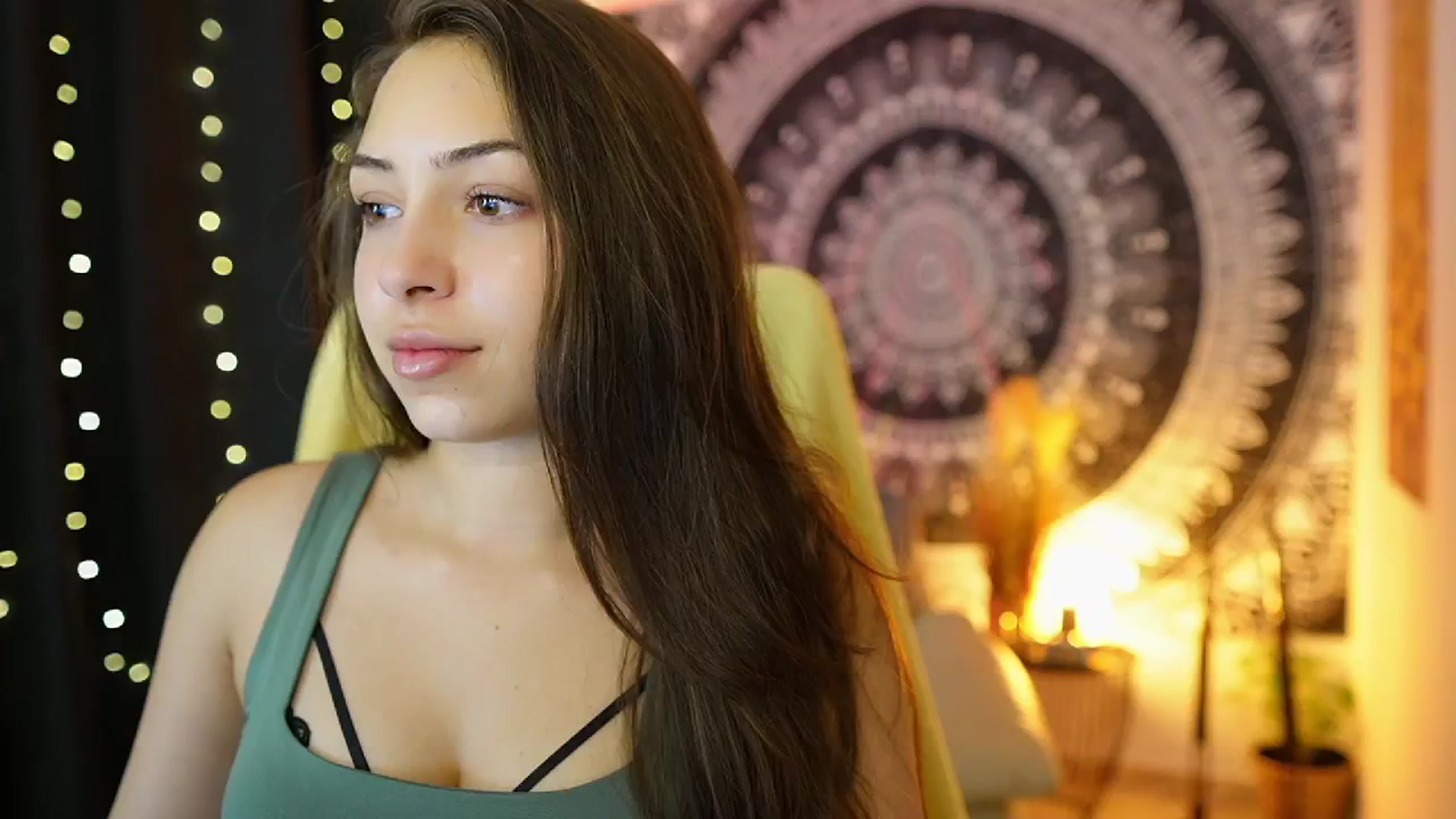 Gallery image thumbnail from Briar__Rose's myfreecams stream on, 07/23/2024, 16:32 image 3 of 20