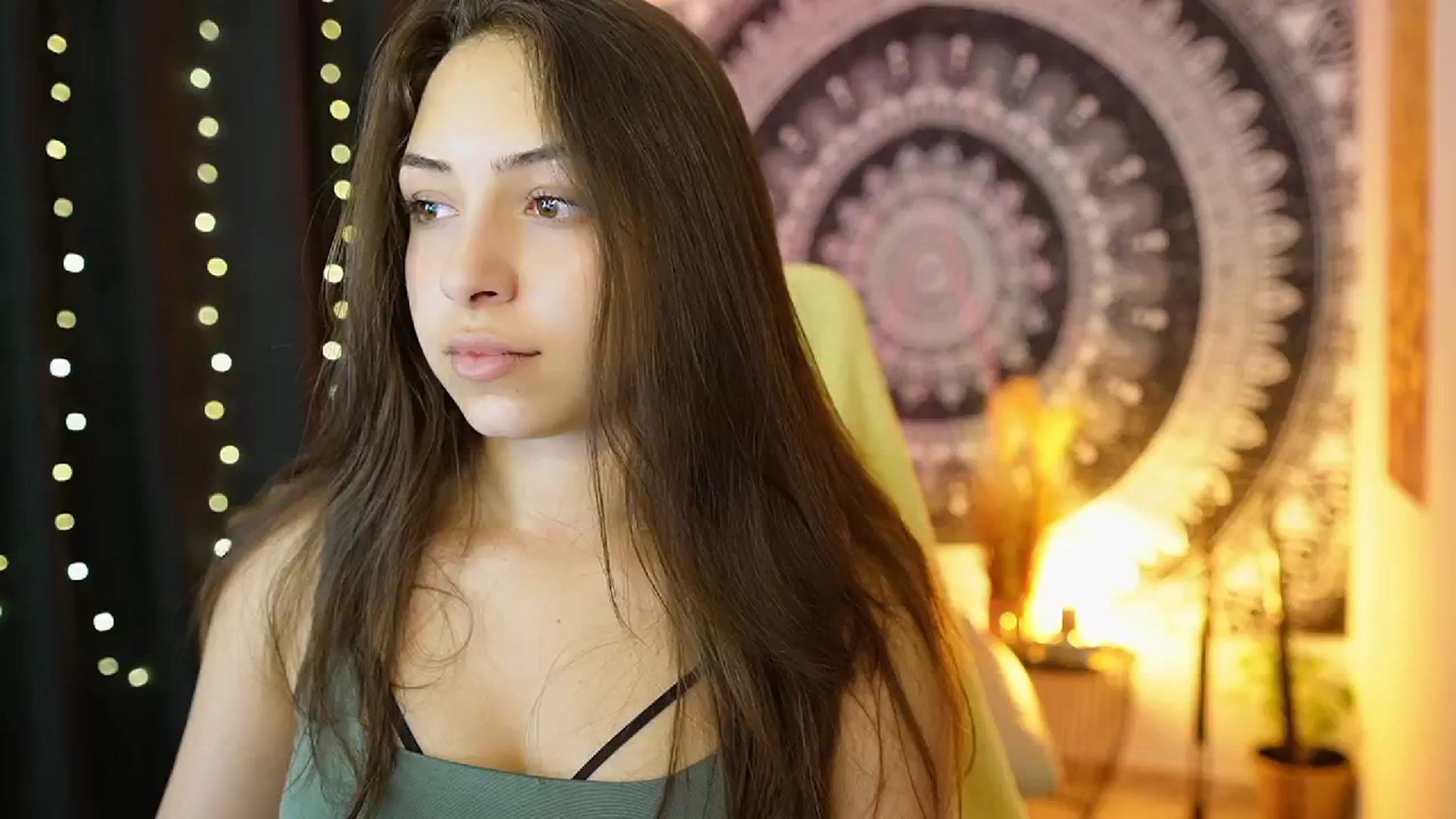 Gallery image thumbnail from Briar__Rose's myfreecams stream on, 07/23/2024, 17:54 image 17 of 20