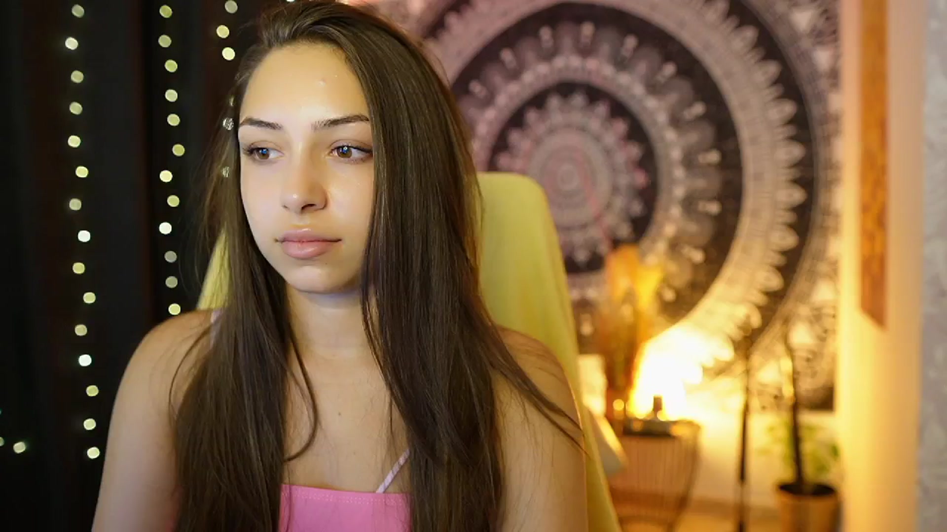 Gallery image thumbnail from Briar__Rose's myfreecams stream on, 07/24/2024, 17:03 image 11 of 20