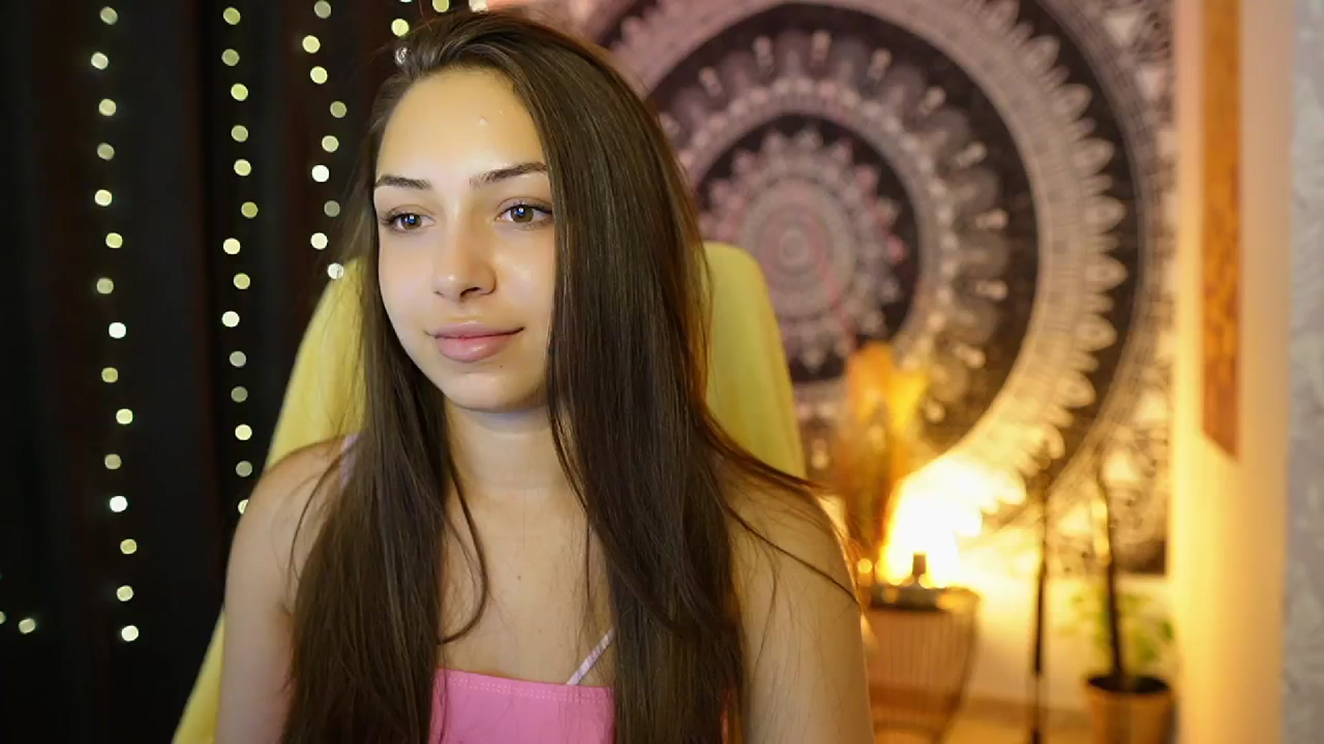 Gallery image thumbnail from Briar__Rose's myfreecams stream on, 07/24/2024, 17:03 image 9 of 20
