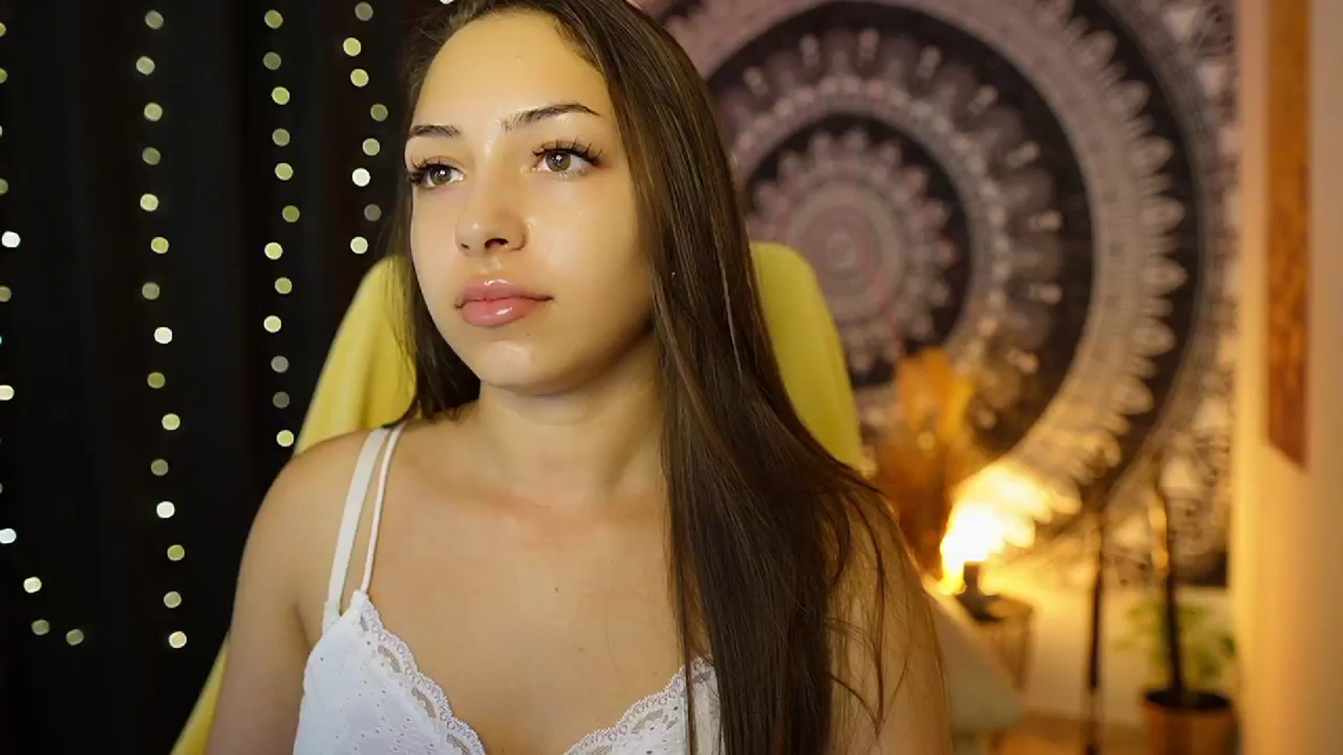 Gallery image thumbnail from Briar__Rose's myfreecams stream on, 07/25/2024, 18:33 image 5 of 20