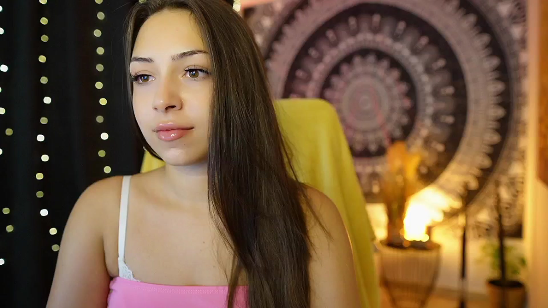 Gallery image thumbnail from Briar__Rose's myfreecams stream on, 08/05/2024, 16:43 image 19 of 20