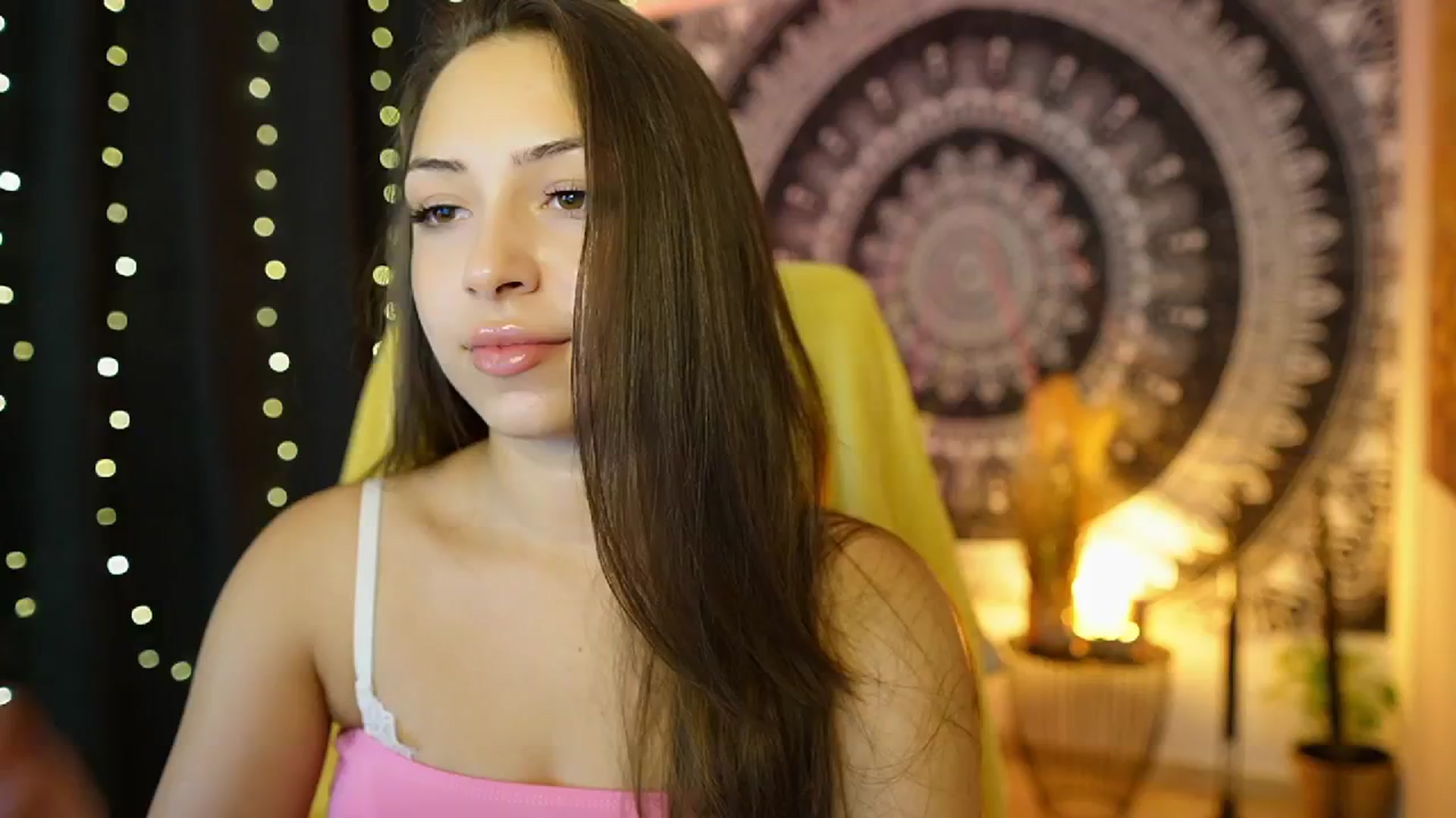 Gallery image thumbnail from Briar__Rose's myfreecams stream on, 08/05/2024, 17:50 image 17 of 20