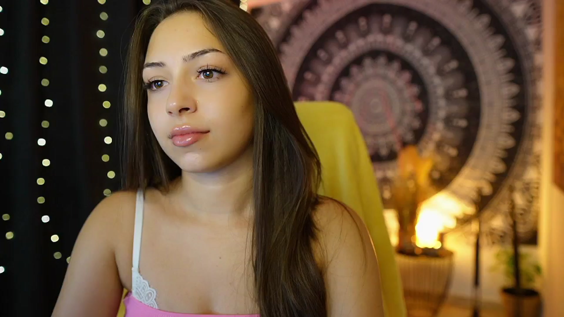 Gallery image thumbnail from Briar__Rose's myfreecams stream on, 08/05/2024, 17:50 image 9 of 20