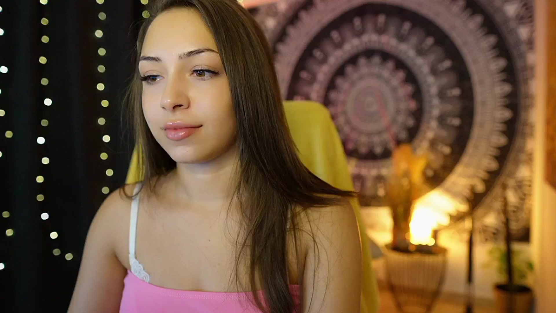 Gallery image thumbnail from Briar__Rose's myfreecams stream on, 08/05/2024, 17:50 image 12 of 20