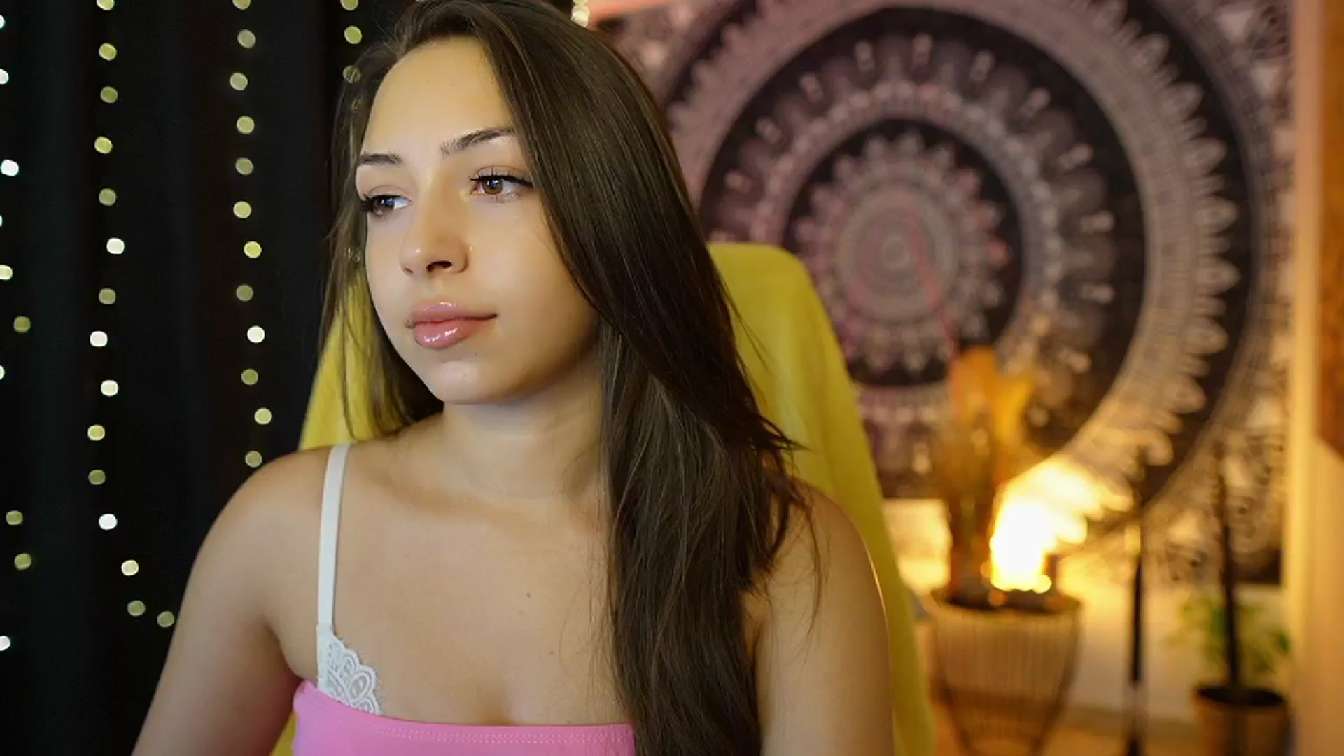 Gallery image thumbnail from Briar__Rose's myfreecams stream on, 08/05/2024, 17:50 image 6 of 20