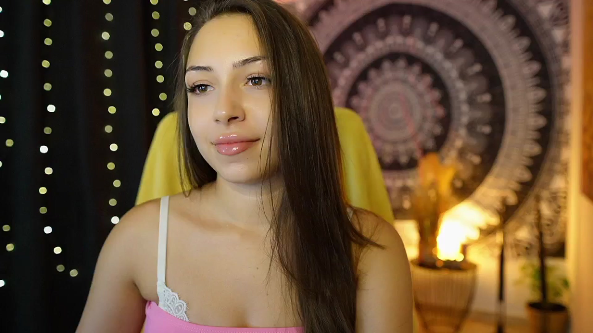 Gallery image thumbnail from Briar__Rose's myfreecams stream on, 08/05/2024, 17:50 image 2 of 20