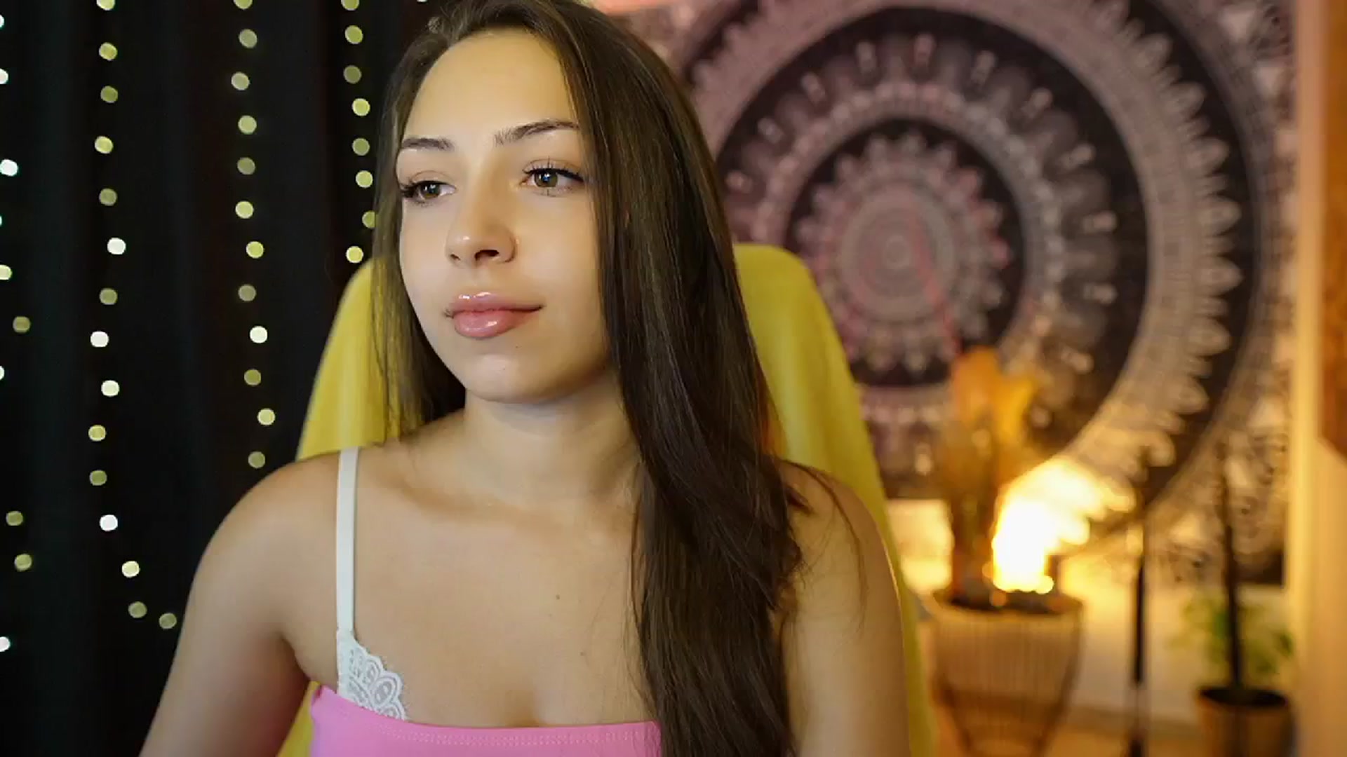 Gallery image thumbnail from Briar__Rose's myfreecams stream on, 08/05/2024, 17:50 image 8 of 20