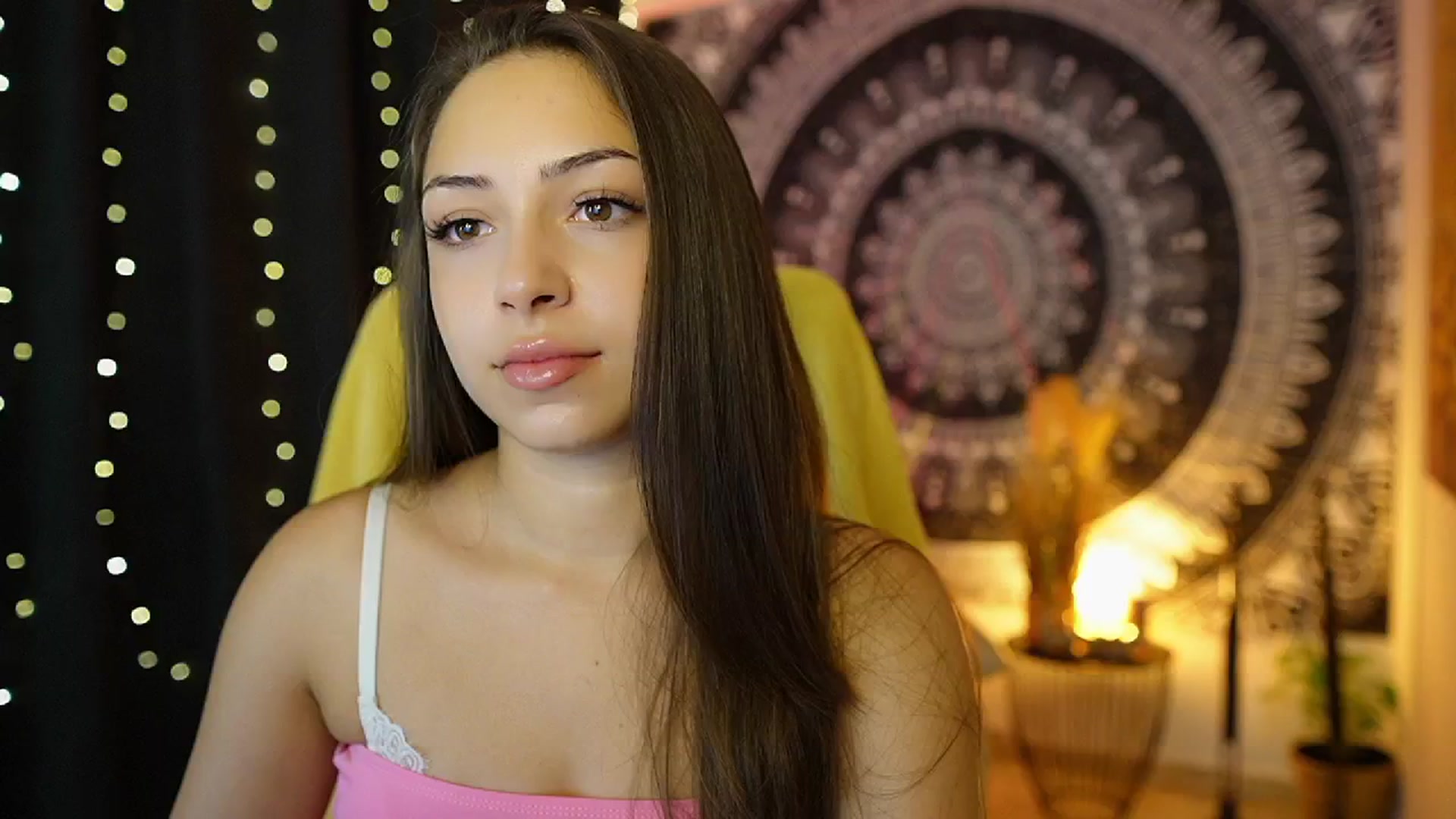 Gallery image thumbnail from Briar__Rose's myfreecams stream on, 08/05/2024, 17:50 image 18 of 20
