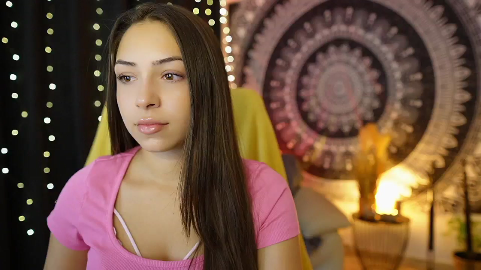Gallery image thumbnail from Briar__Rose's myfreecams stream on, 08/06/2024, 13:31 image 20 of 20