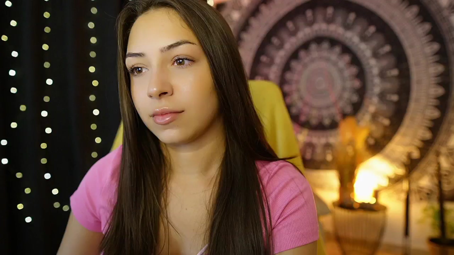 Gallery image thumbnail from Briar__Rose's myfreecams stream on, 08/06/2024, 14:17 image 2 of 20