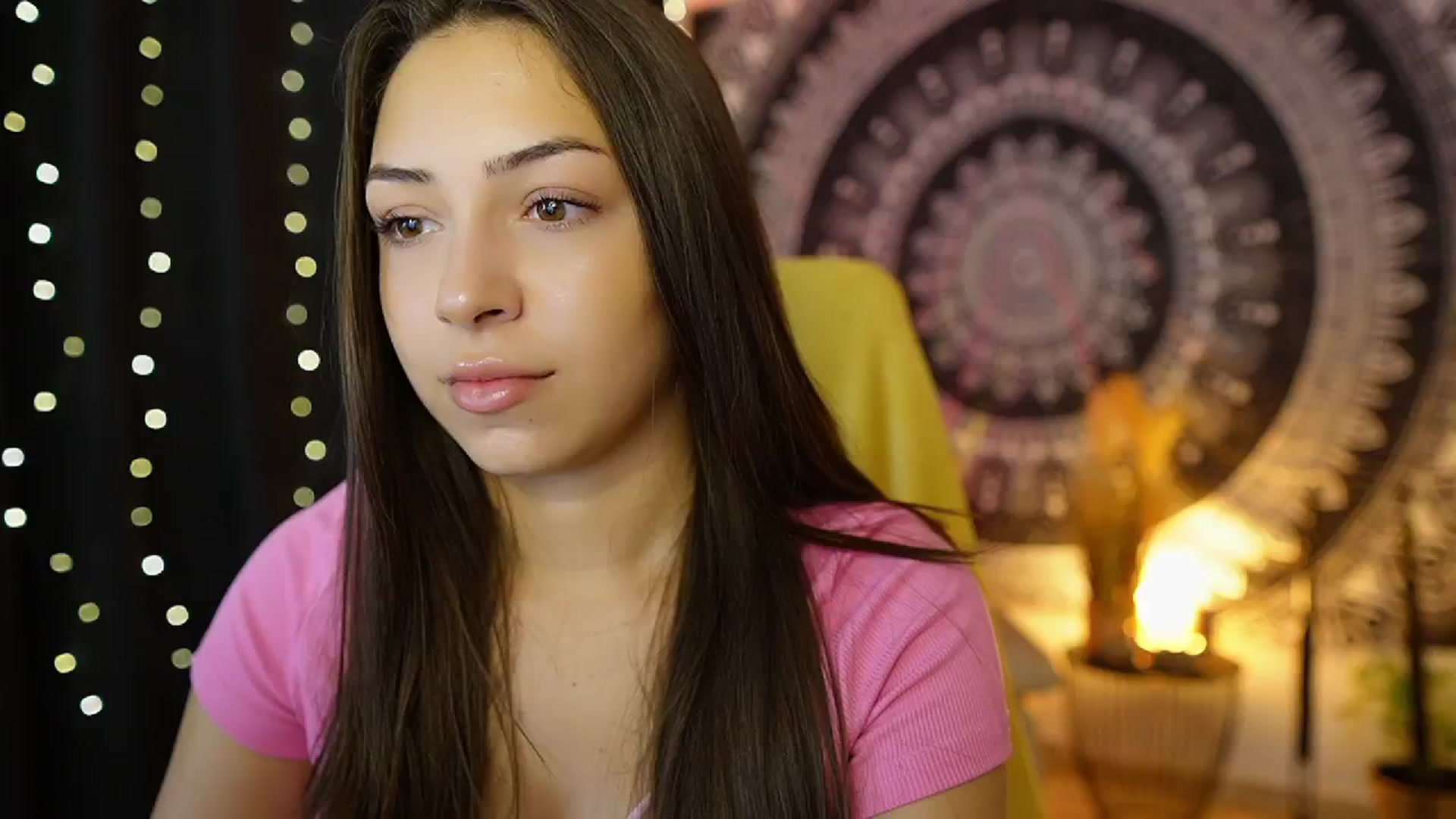 Gallery image thumbnail from Briar__Rose's myfreecams stream on, 08/06/2024, 14:17 image 5 of 20