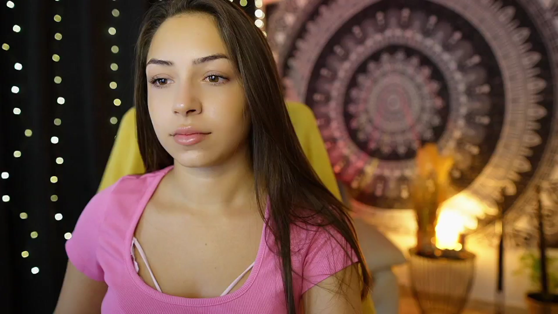 Gallery image thumbnail from Briar__Rose's myfreecams stream on, 08/06/2024, 14:17 image 19 of 20