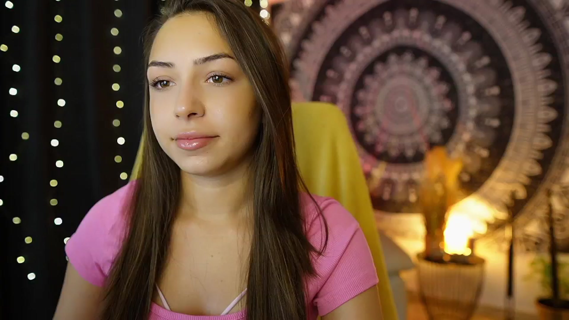 Gallery image thumbnail from Briar__Rose's myfreecams stream on, 08/06/2024, 17:50 image 7 of 20