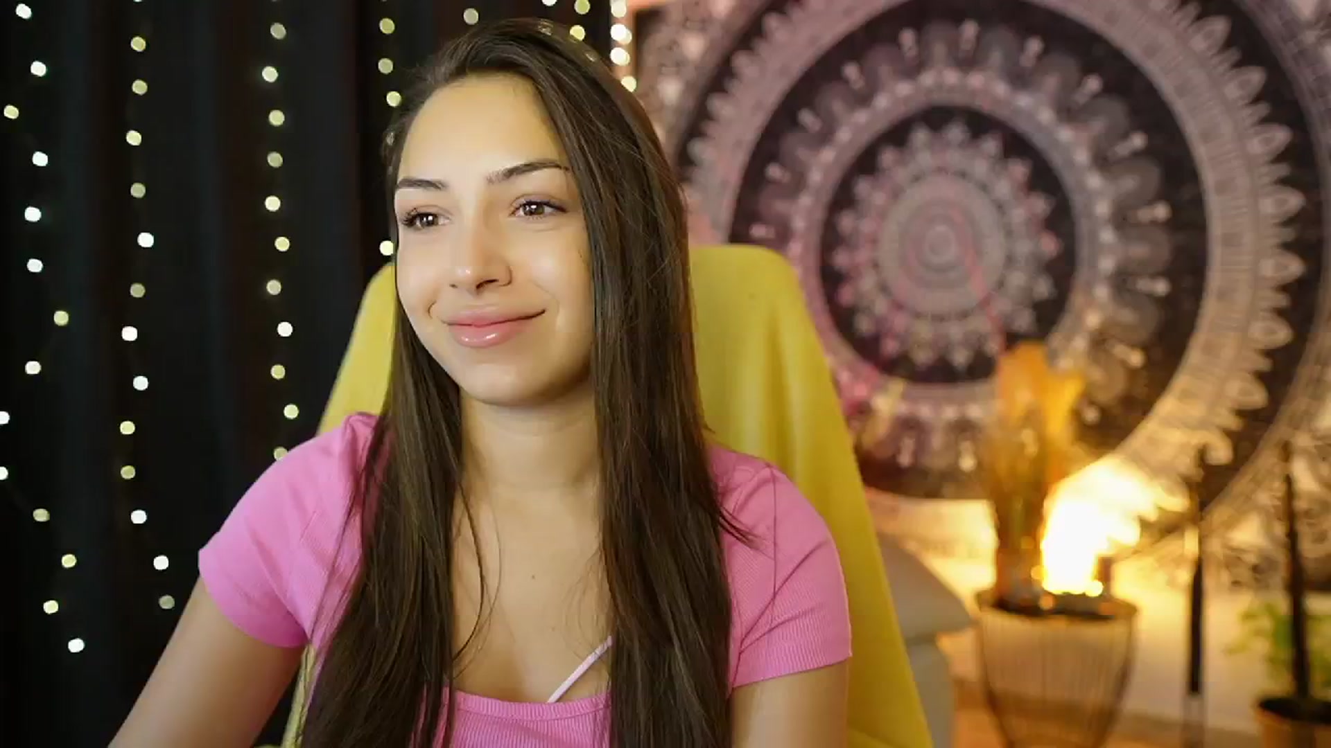 Gallery image thumbnail from Briar__Rose's myfreecams stream on, 08/06/2024, 17:50 image 19 of 20