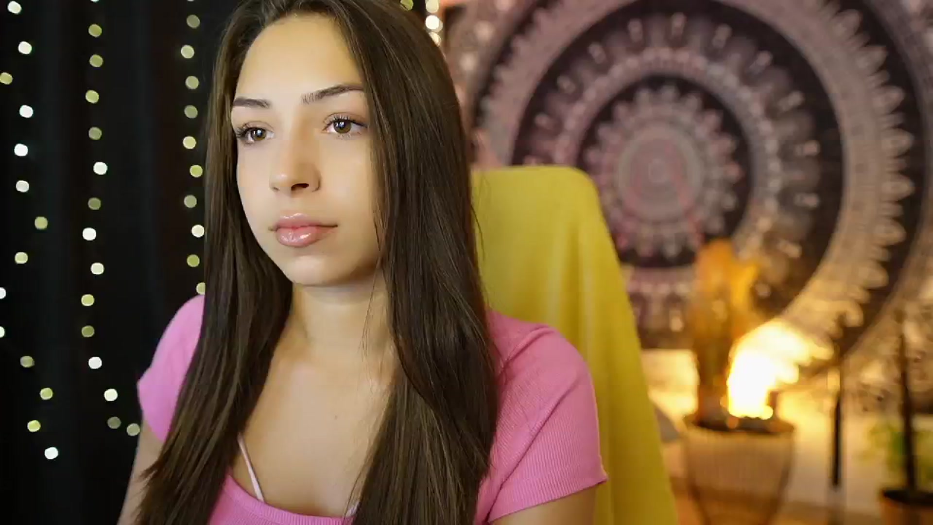 Gallery image thumbnail from Briar__Rose's myfreecams stream on, 08/06/2024, 17:50 image 5 of 20