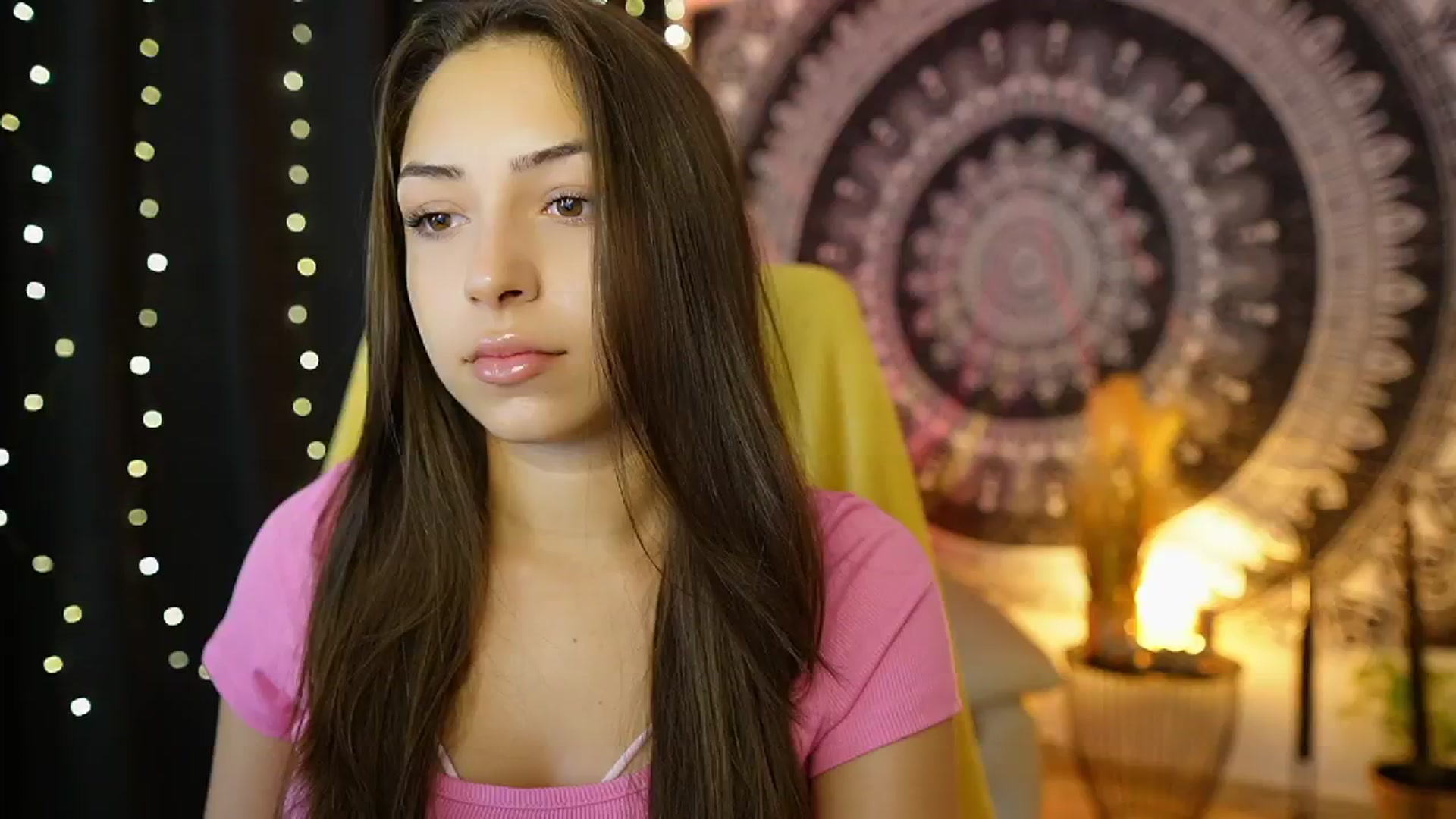 Gallery image thumbnail from Briar__Rose's myfreecams stream on, 08/06/2024, 17:50 image 8 of 20