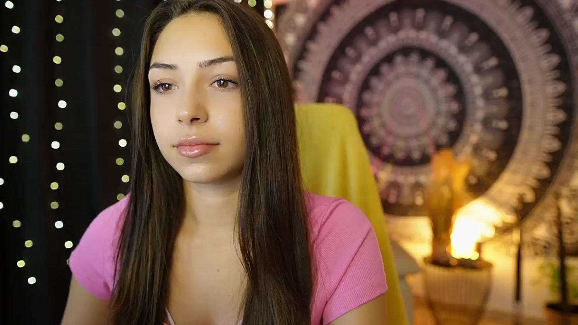 Gallery image thumbnail from Briar__Rose's myfreecams stream on, 08/06/2024, 17:50 image 6 of 20
