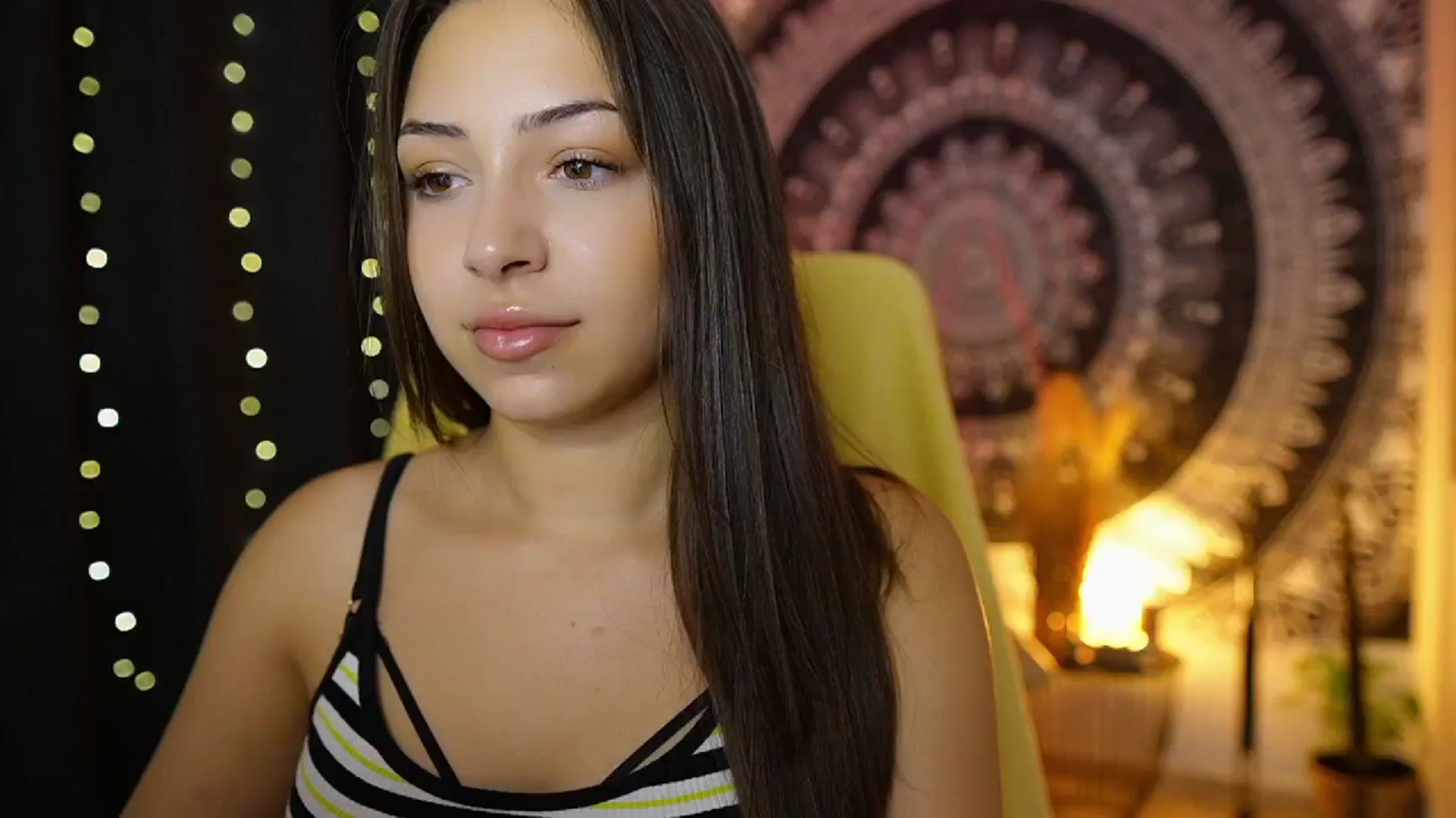 Gallery image thumbnail from Briar__Rose's myfreecams stream on, 08/08/2024, 17:52 image 3 of 20