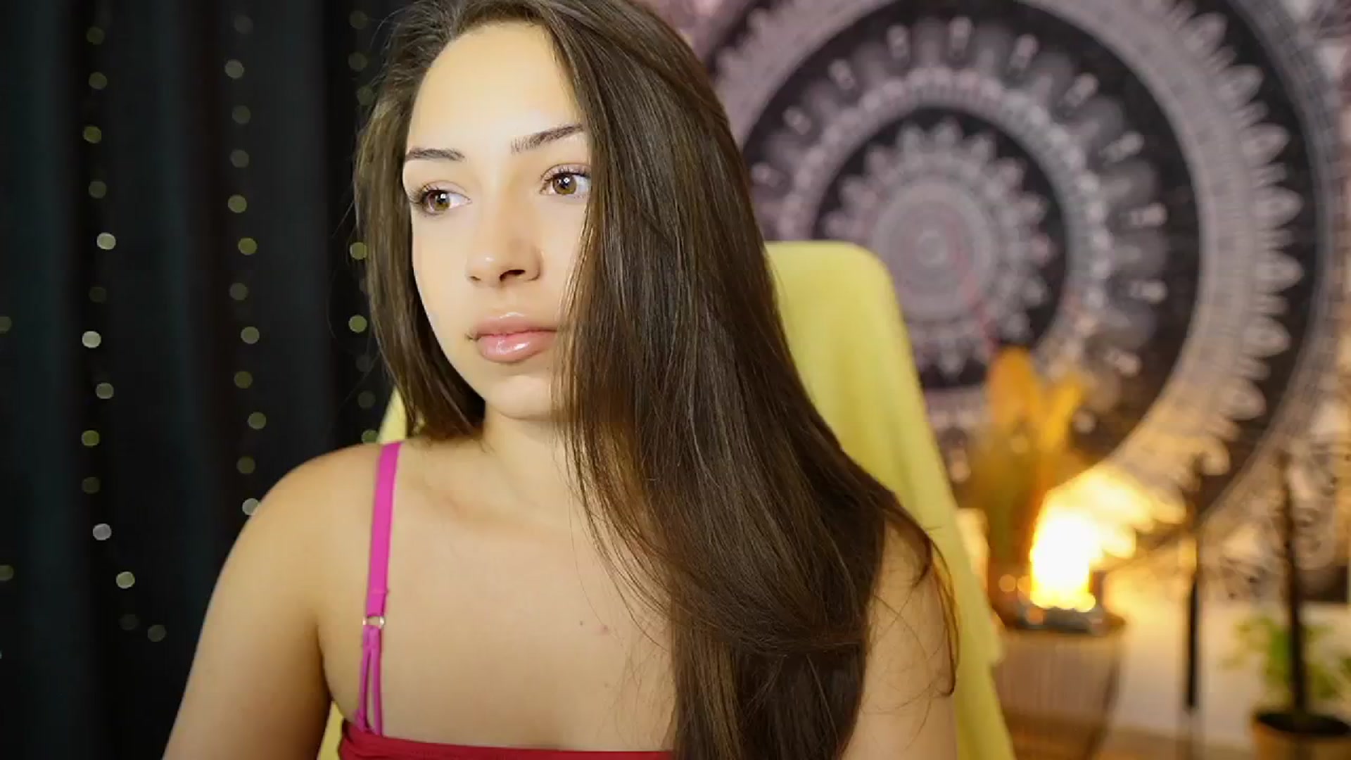 Gallery image thumbnail from Briar__Rose's myfreecams stream on, 08/09/2024, 18:37 image 17 of 20