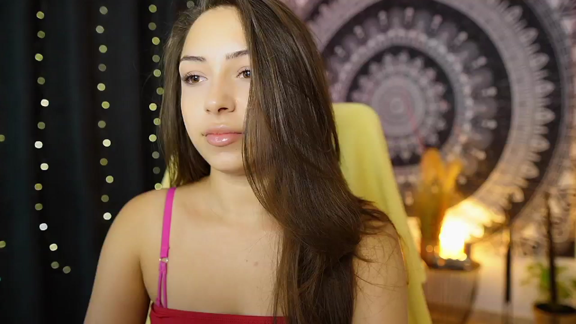 Gallery image thumbnail from Briar__Rose's myfreecams stream on, 08/09/2024, 18:37 image 18 of 20