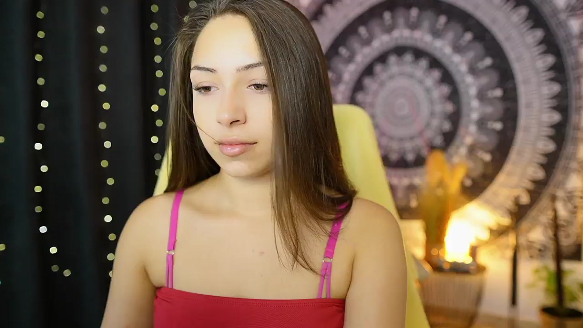 Gallery image thumbnail from Briar__Rose's myfreecams stream on, 08/09/2024, 18:37 image 3 of 20