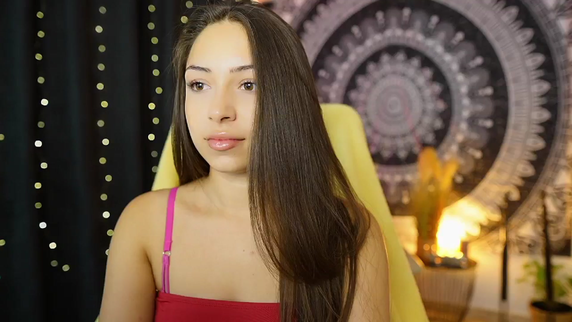 Gallery image thumbnail from Briar__Rose's myfreecams stream on, 08/09/2024, 18:37 image 14 of 20