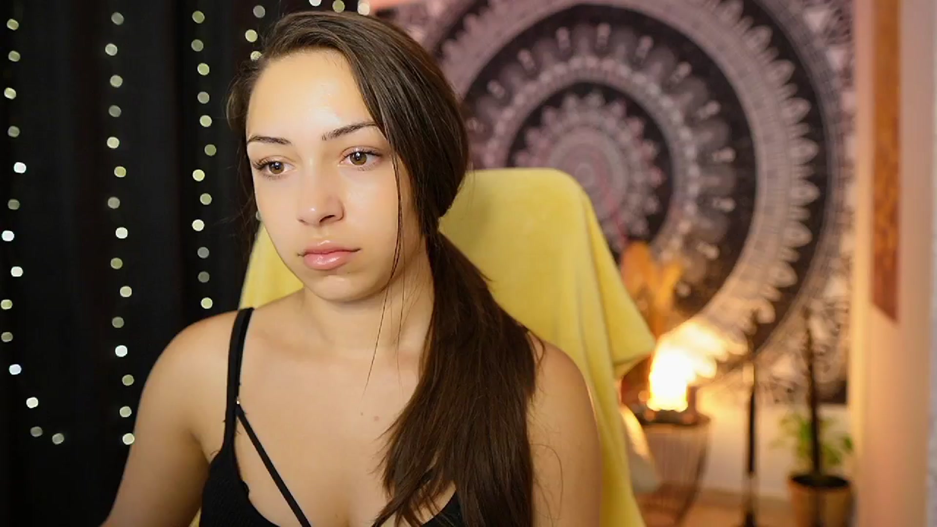 Gallery image thumbnail from Briar__Rose's myfreecams stream on, 08/12/2024, 18:09 image 13 of 20