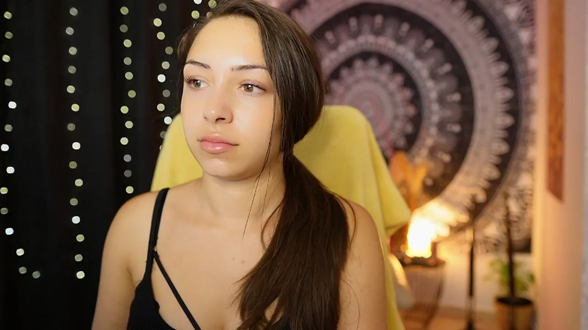 Gallery image thumbnail from Briar__Rose's myfreecams stream on, 08/12/2024, 18:09 image 12 of 20