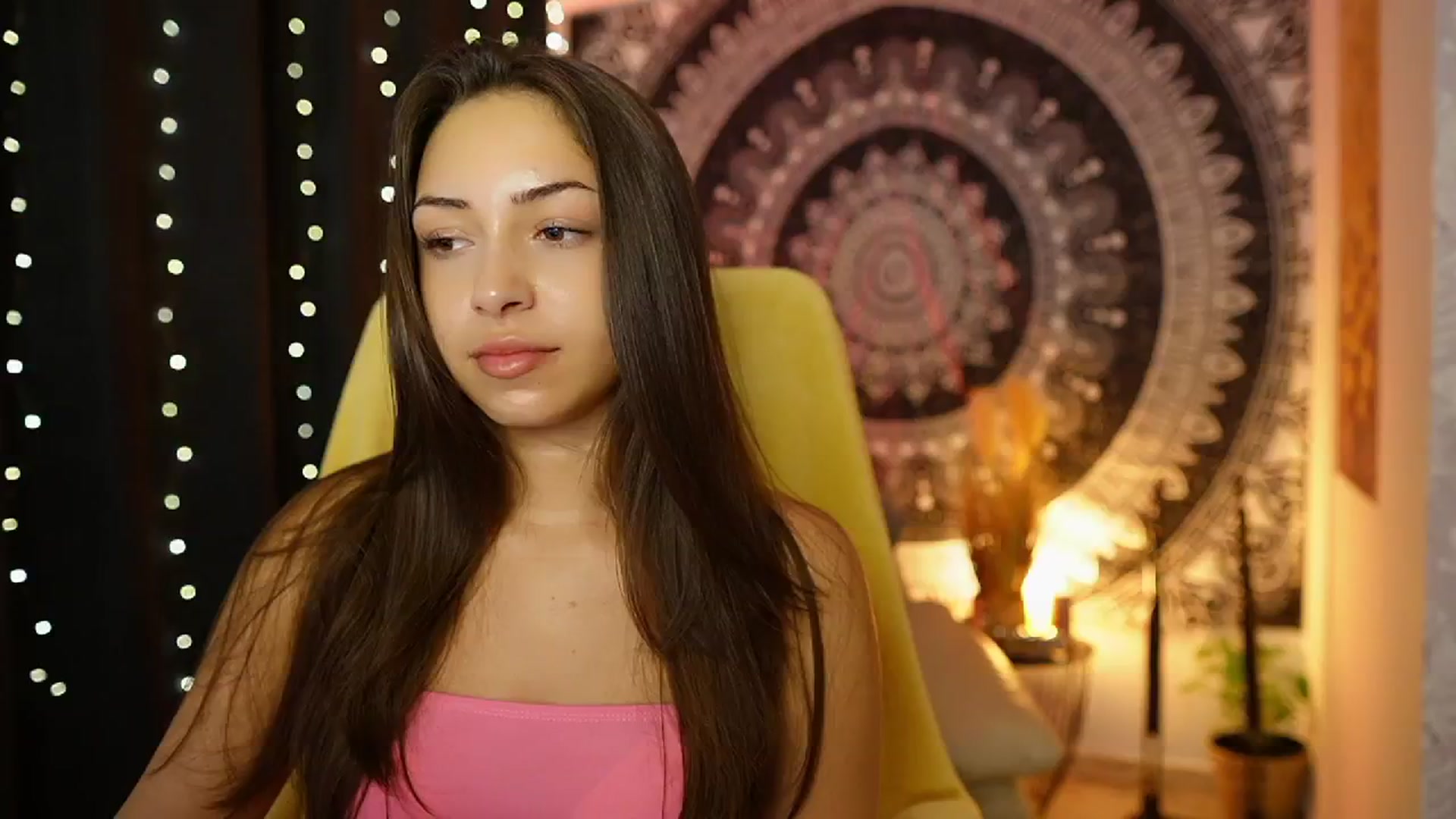 Gallery image thumbnail from Briar__Rose's myfreecams stream on, 08/13/2024, 18:10 image 14 of 20