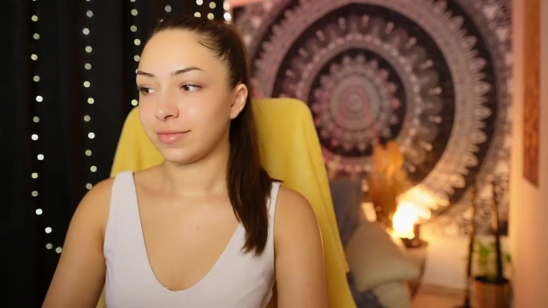 Gallery image thumbnail from Briar__Rose's myfreecams stream on, 08/15/2024, 14:58 image 18 of 20