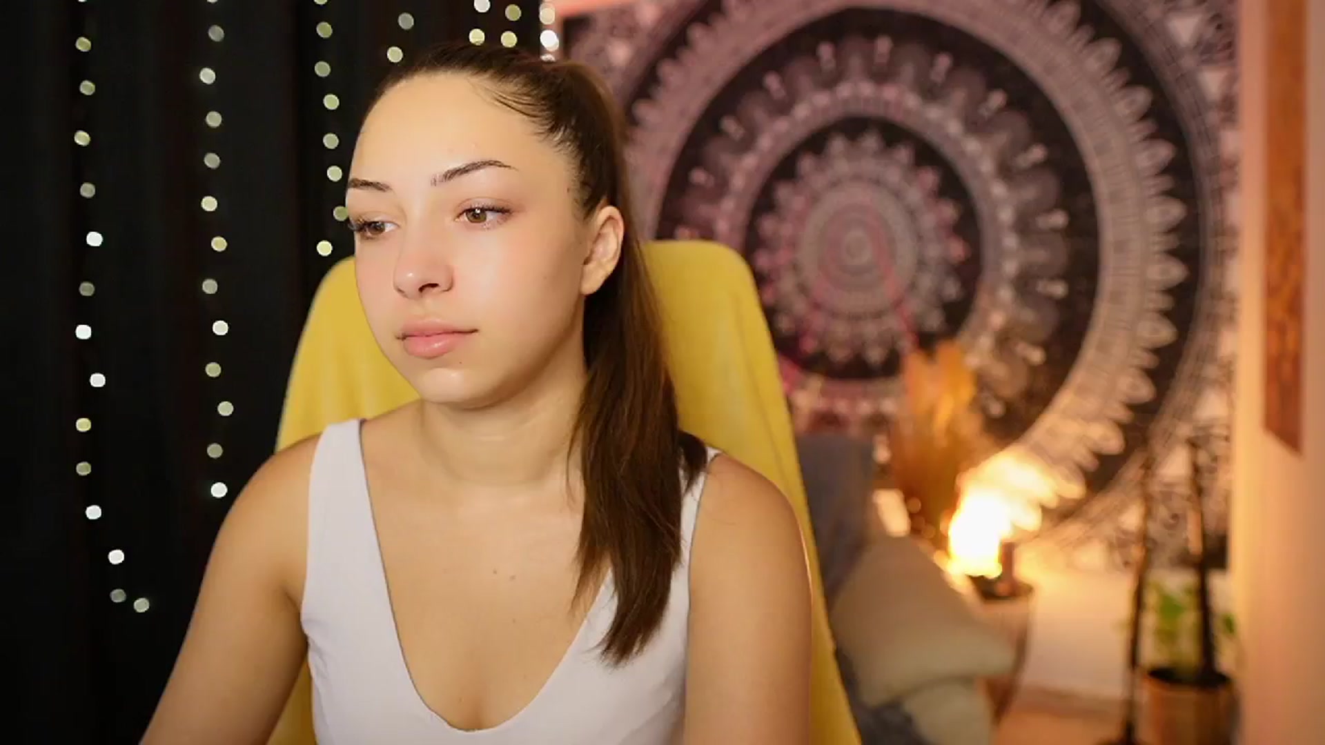 Gallery image thumbnail from Briar__Rose's myfreecams stream on, 08/15/2024, 14:58 image 4 of 20