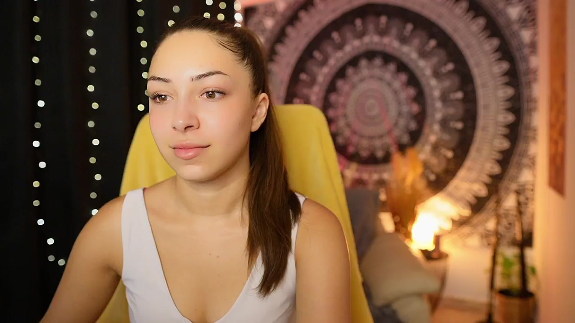 Gallery image thumbnail from Briar__Rose's myfreecams stream on, 08/15/2024, 14:58 image 2 of 20