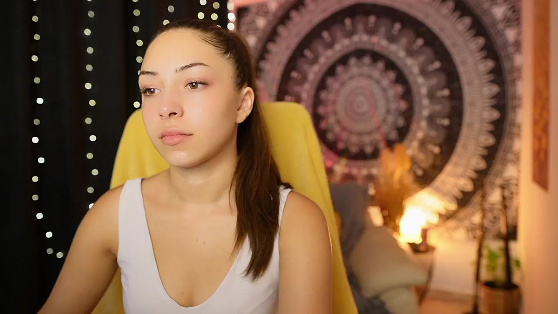 Gallery image thumbnail from Briar__Rose's myfreecams stream on, 08/15/2024, 14:58 image 6 of 20