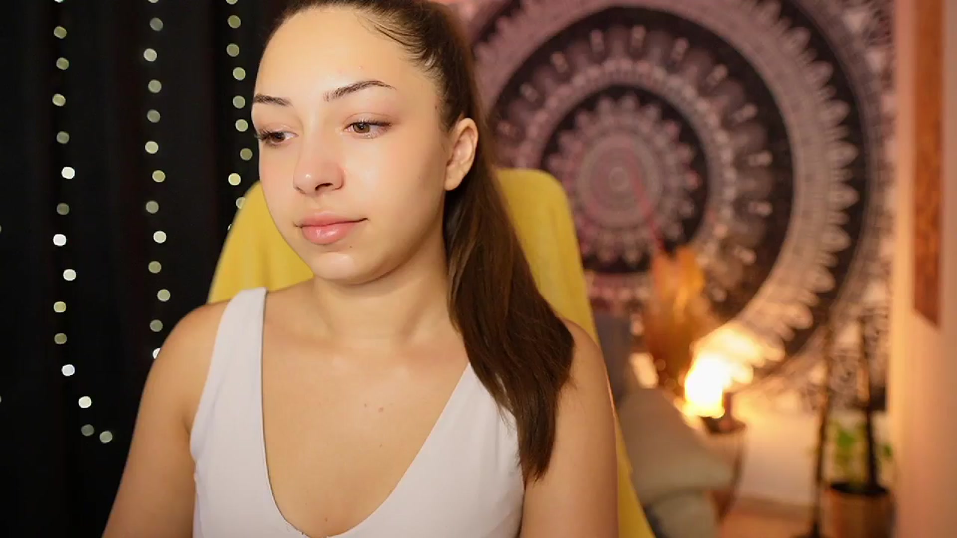 Gallery image thumbnail from Briar__Rose's myfreecams stream on, 08/15/2024, 16:30 image 13 of 20