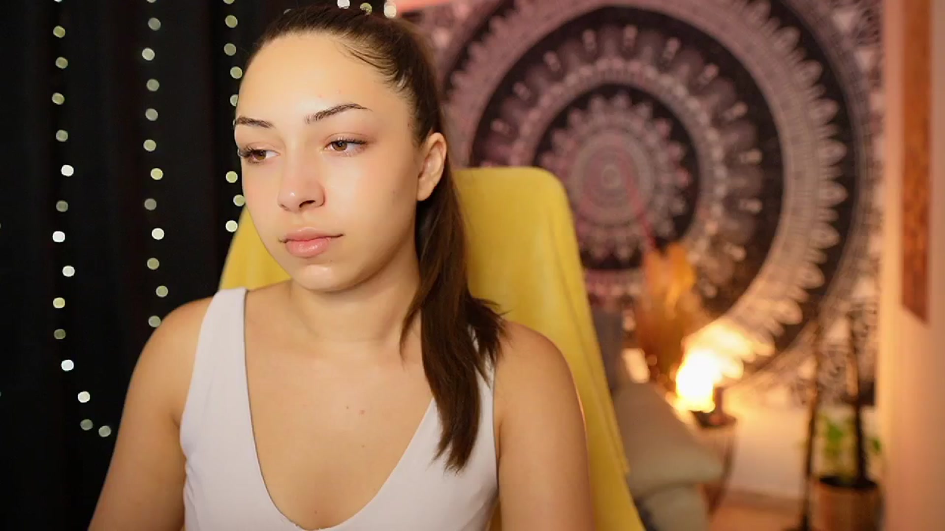 Gallery image thumbnail from Briar__Rose's myfreecams stream on, 08/15/2024, 16:30 image 18 of 20